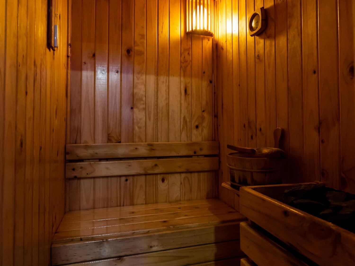 Cupid Hotel Хошимин Экстерьер фото